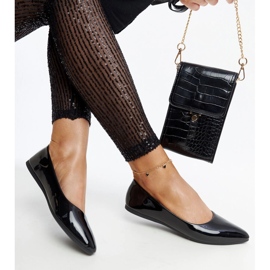 Brankica fekete lakkbalettlakások 1