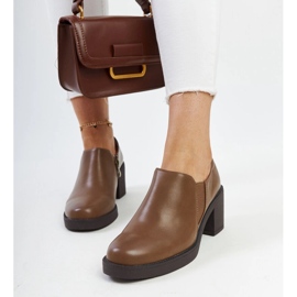 Barna Lavia magas sarkú cipő 1