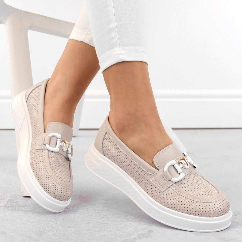 Női bőrcipő, mokaszinok emelvényen, bézs S.Barski LR720 1