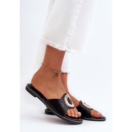 Női papucsok díszítéssel, Black Cilima fekete 2