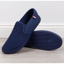 News HÍREK M EVE299B áttört tornacipő 2