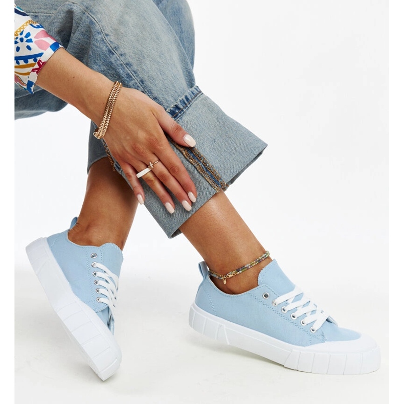 Eduard kék szövet tornacipője 1