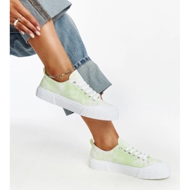 Világos zöld Jerina szövet tornacipő 1