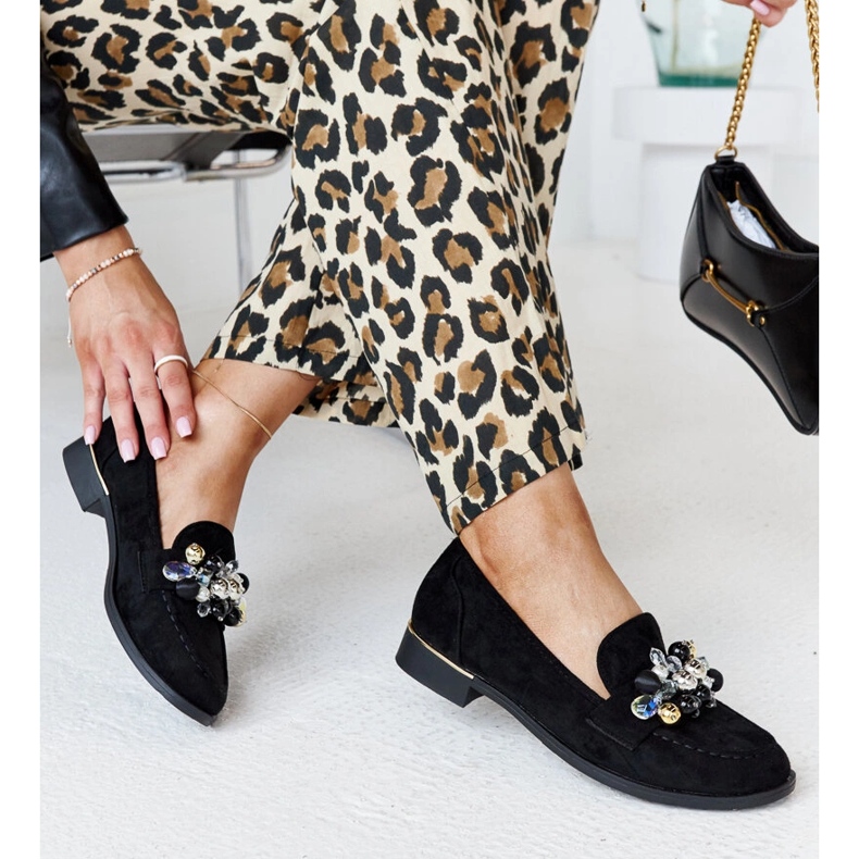 Fekete mokaszinok Dahera díszítéssel 1