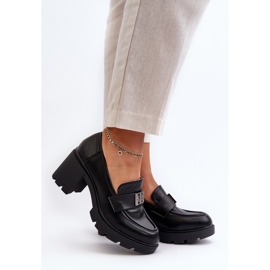 Női cipő masszív sarokkal és díszítéssel, fekete Ranunca 2