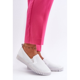 Vinceza Női áttört bőrcipő, fehér Theophia 2