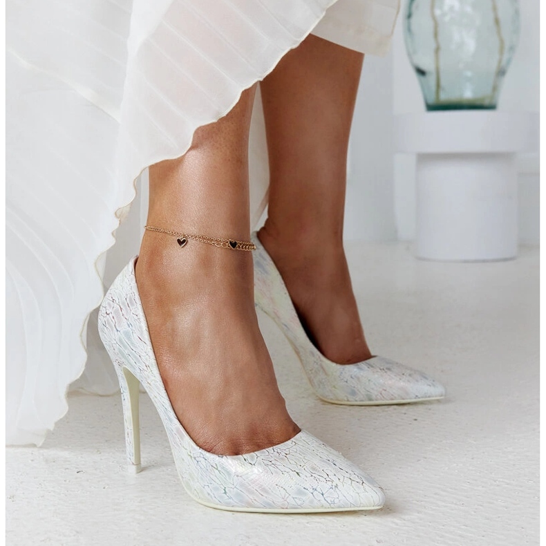 Ezüst metál magassarkú Serranillos bőr betéttel 1