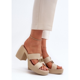 Zazoo 40419 női bőr papucs kivágásokkal és díszítéssel, bézs 2