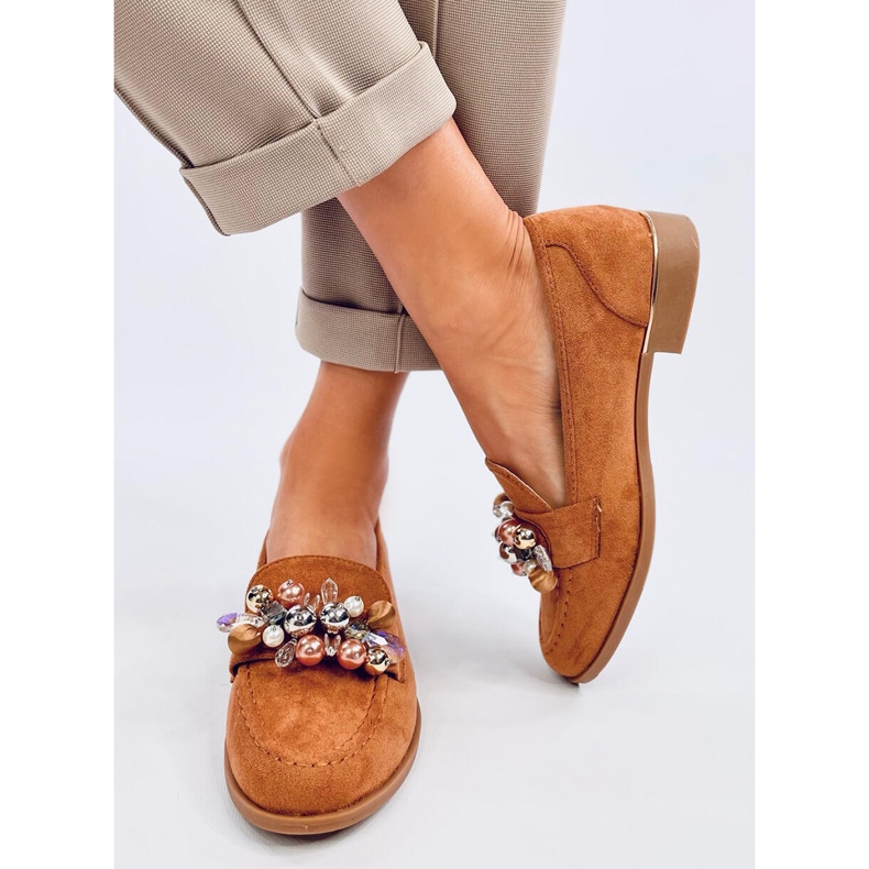 Anselme tevecipők kövekkel barna 1