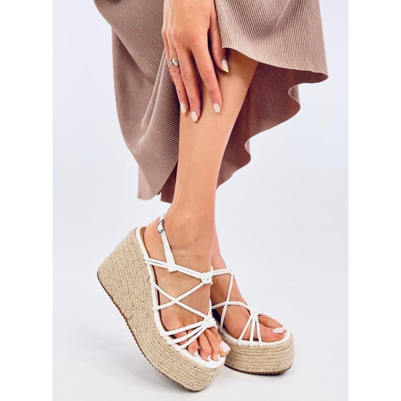 Pascai White Wedge espadrill szandál fehér 2 Pascai White Wedge espadrill szandál fehér 2