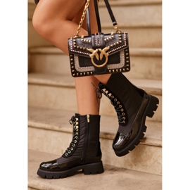 Szigetelt munkáscsizma lapos sarokkal, fekete Saranema 2