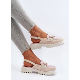 S.Barski Női lapos sarkú szandál díszítéssel bézs D&amp;A MR38-656 1