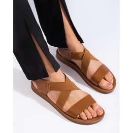 Női teve felbújós szandál barna 1 Női teve felbújós szandál barna 1