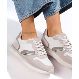 Női fehér sportcipő 2