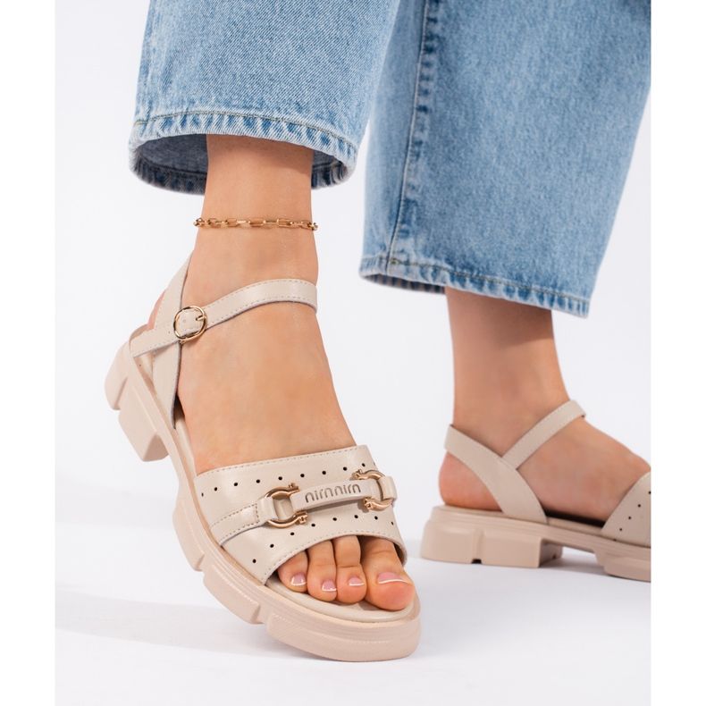 Goodin Női bézs bőr szandál 1