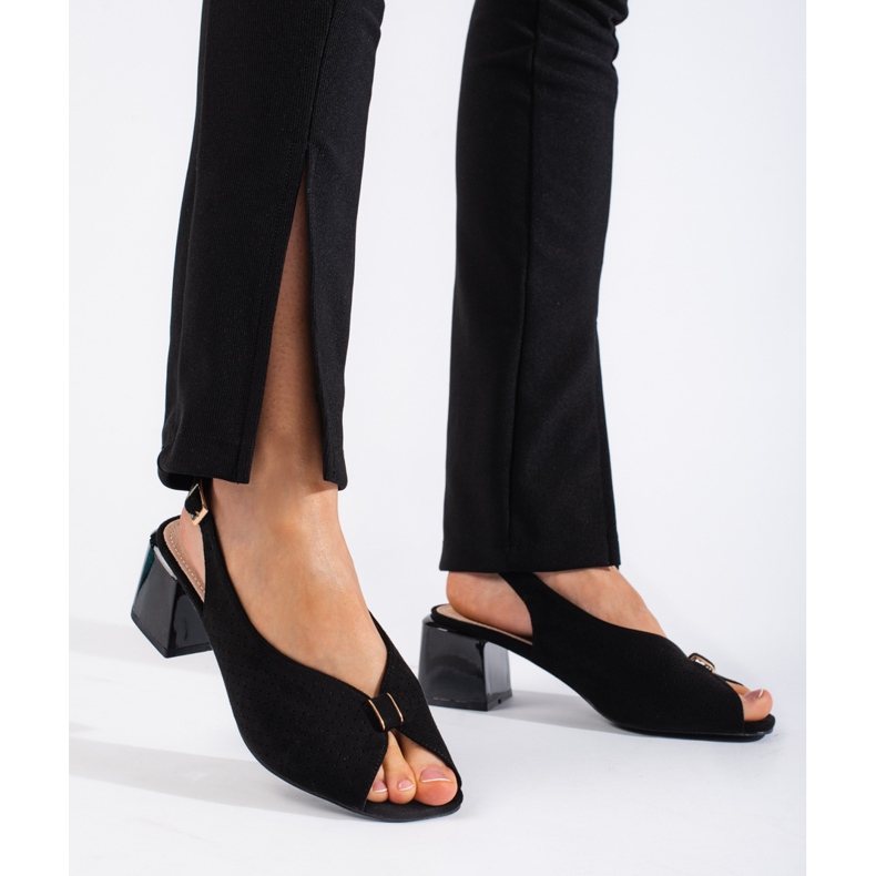 Goodin Elegáns fekete magas sarkú szandál 1