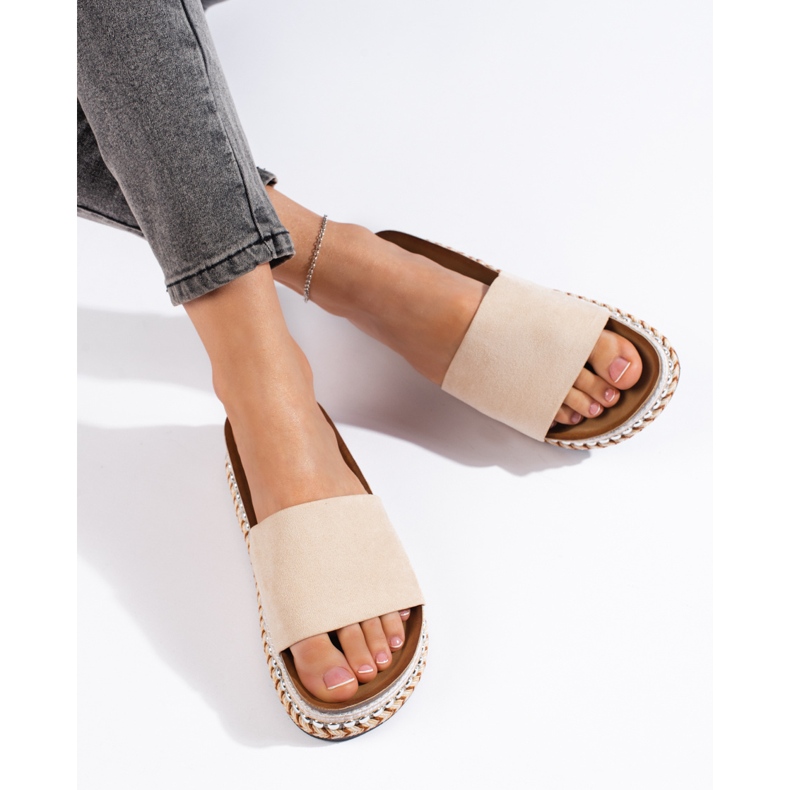 Bézs velúr platform csúszdák 2