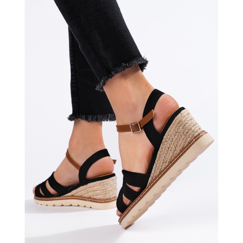 Fekete női ékszandál 2