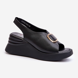 Bőr női ékszandál díszítéssel, fekete Salvania 1