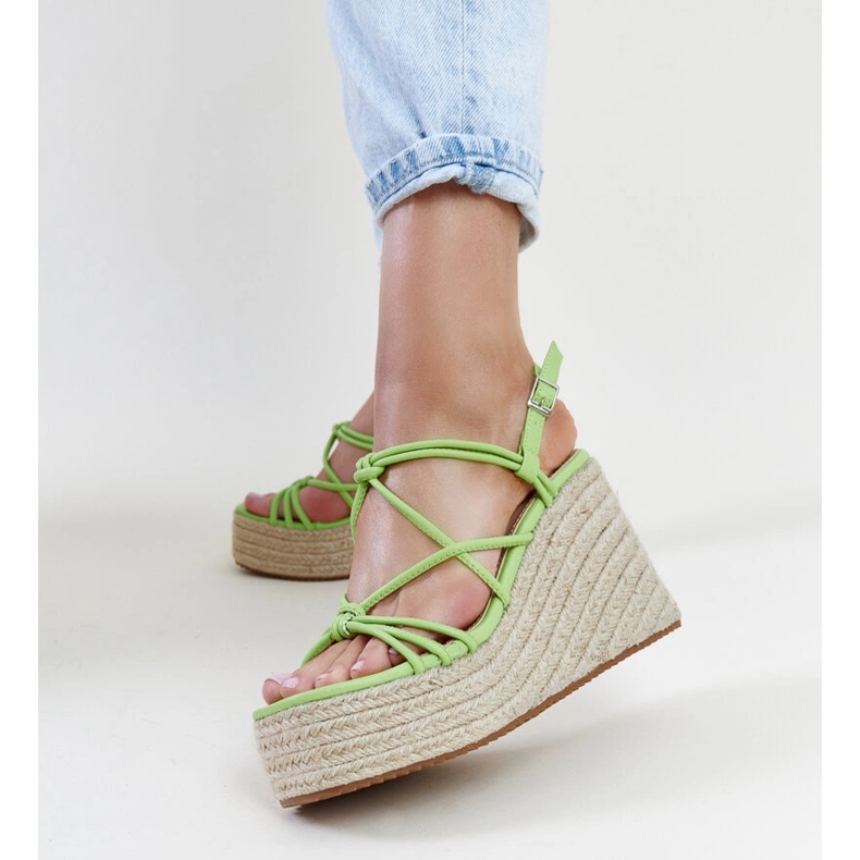 Zöld Mara ékszandál 1