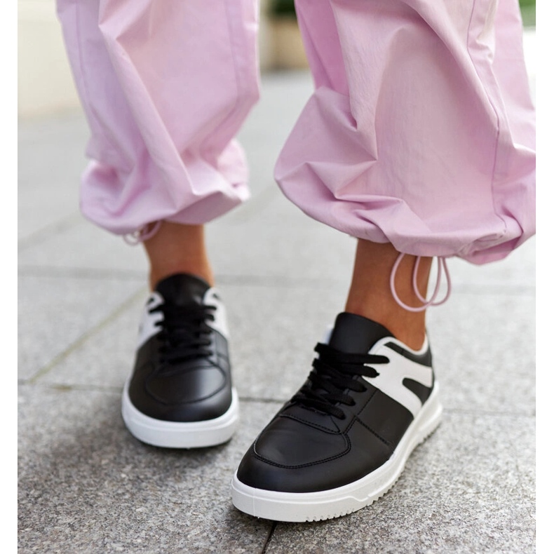 Fekete Hagara sportcipő 1