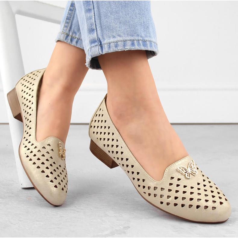 M. DASZYŃSKI Női áttört cipő alacsony sarkú, arany M.Daszyński bézs 2