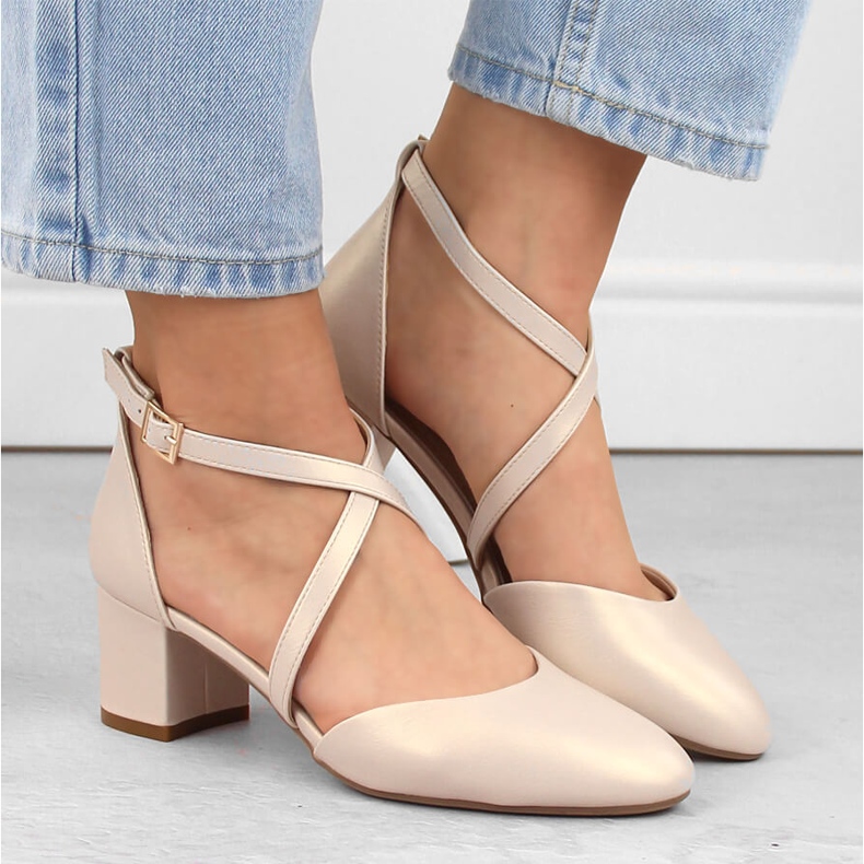 Pearl beige női pántos szandál a Sergio Leone-tól bézs 1