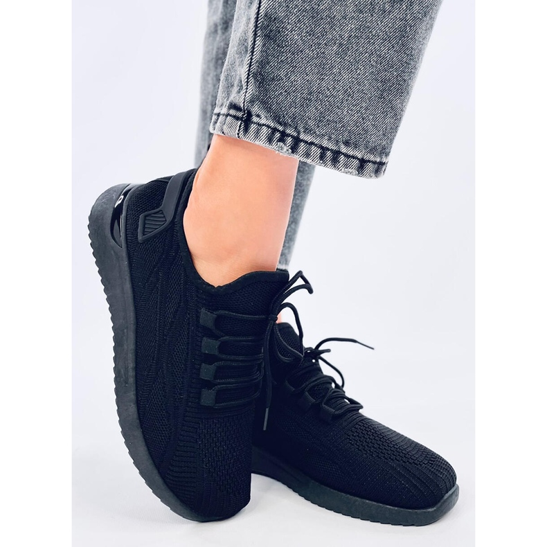 Guelfi Fekete zoknis sportcipő 2