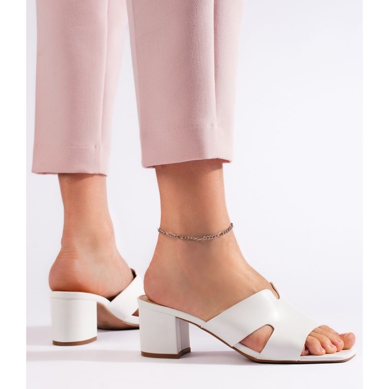 Fehér női magas sarkú papucs 2 Fehér női magas sarkú papucs 2