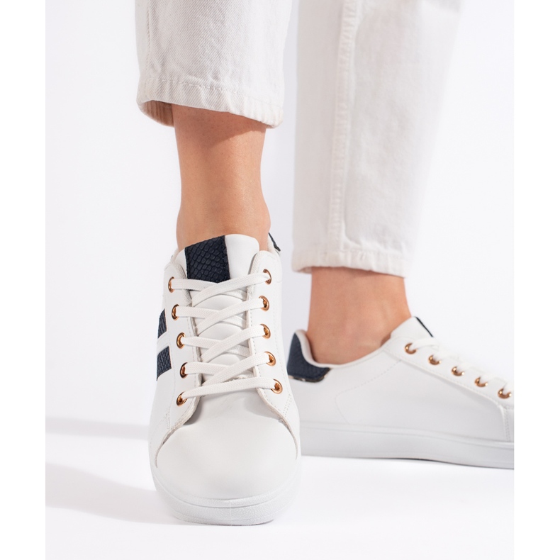 Női fehér fűzős tornacipő 2