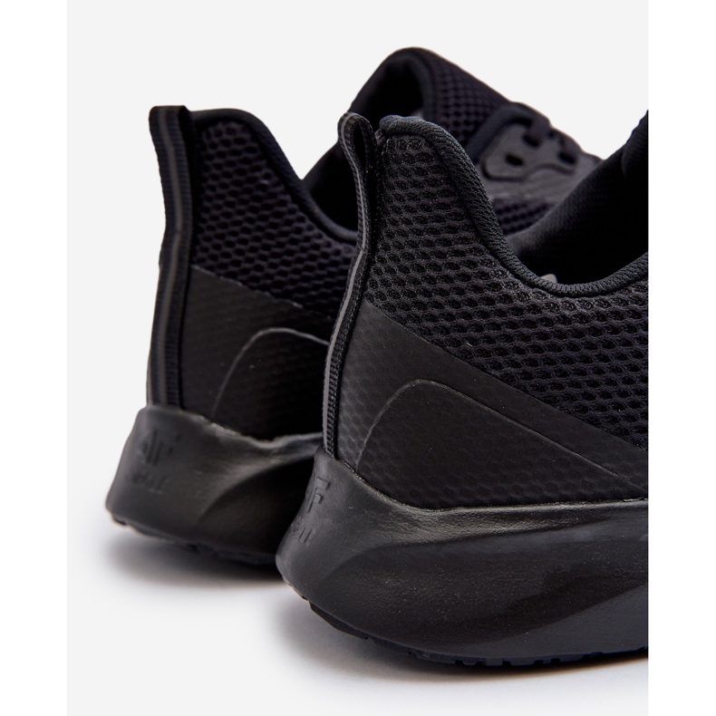 Férfi sportcipő 4F 4FMM00FSPOM026 Fekete 2