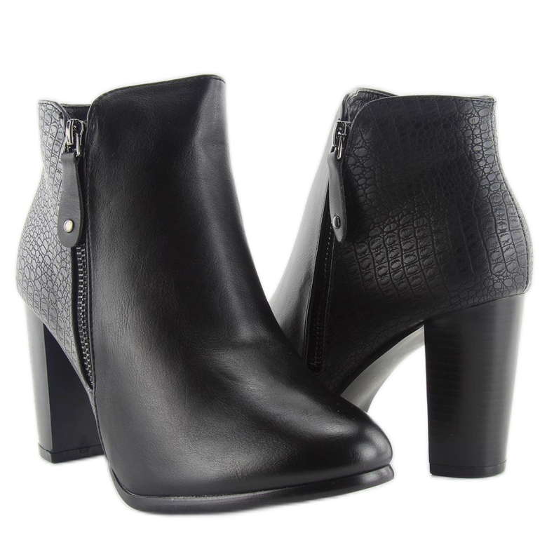 F815 fekete magas sarkú csizma 2