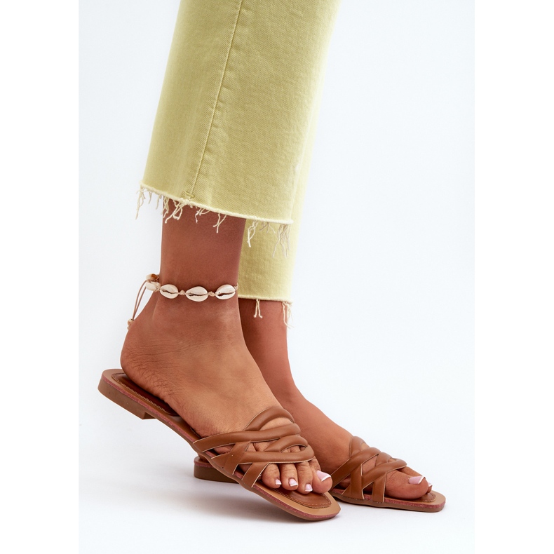 Női Eco bőr papucsok lapos sarokkal, barna, Moldela 2