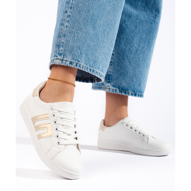 Fehér és arany színű női tornacipő 1