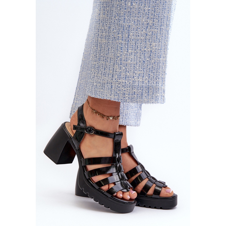 Vinceza Női lakkbőr szandál magas sarkon, Black Aninifer fekete 2