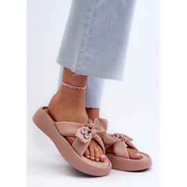 Női bőr papucsok a platformon Pink GOE NN2N4109 rózsaszín 2