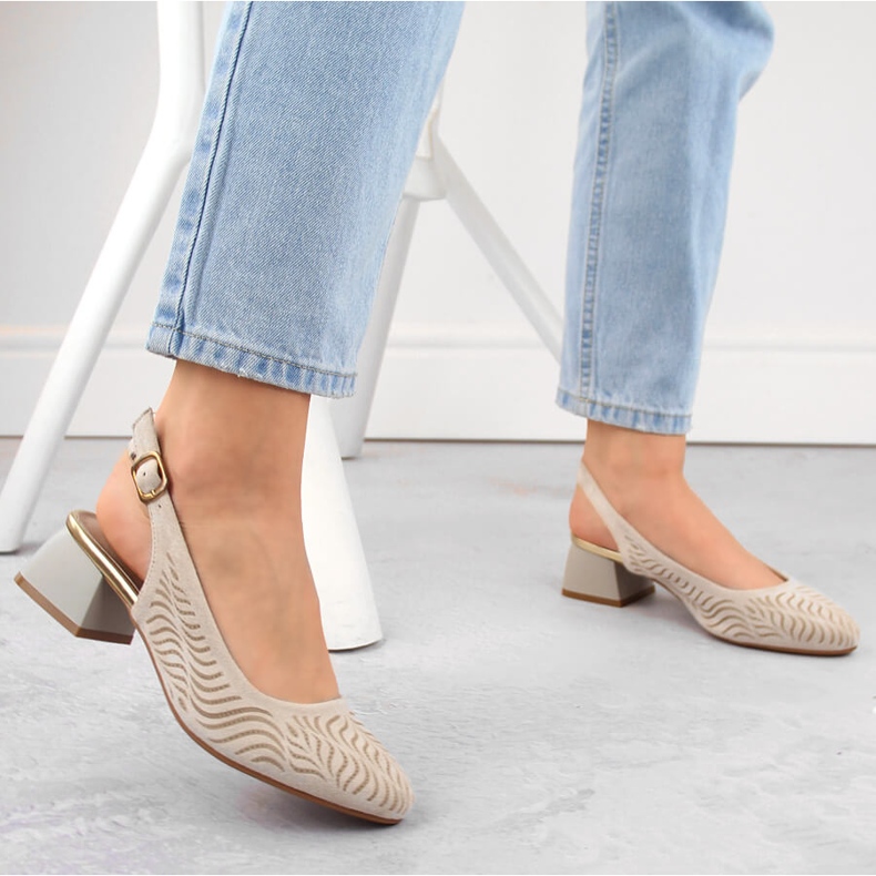 Női bézs velúr sarkú szandál Jezzi RMR2263-4 2