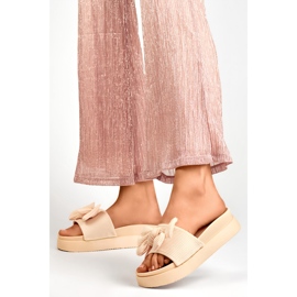 Bézs színű női papucs masnival, vastag talpon 2