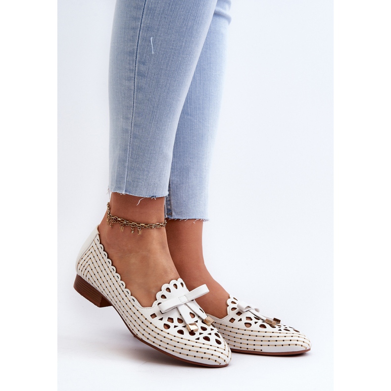 Jezzi Női áttört balerinacipő masnival, fehér Nestavia 2