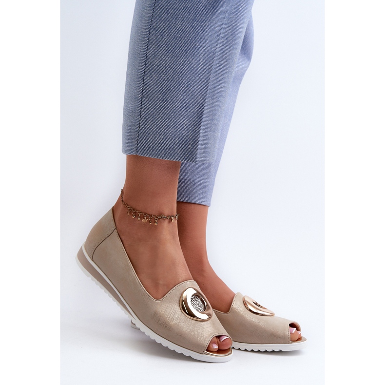 Jezzi Női szivattyúk Eco bőr díszítéssel, arany Biolita aranysárga 2