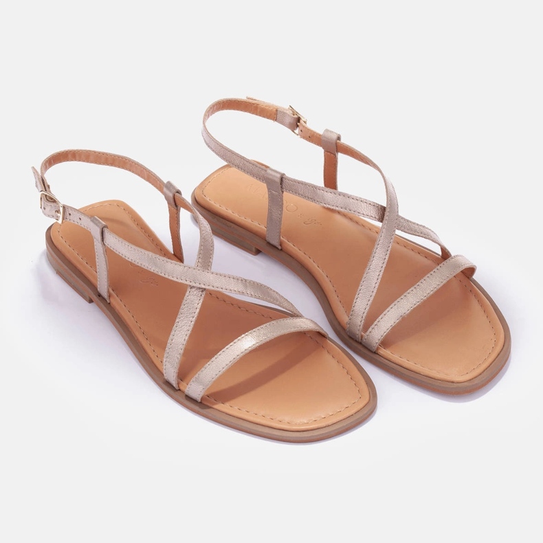 Marco Shoes Pántos szandál aranysárga 1