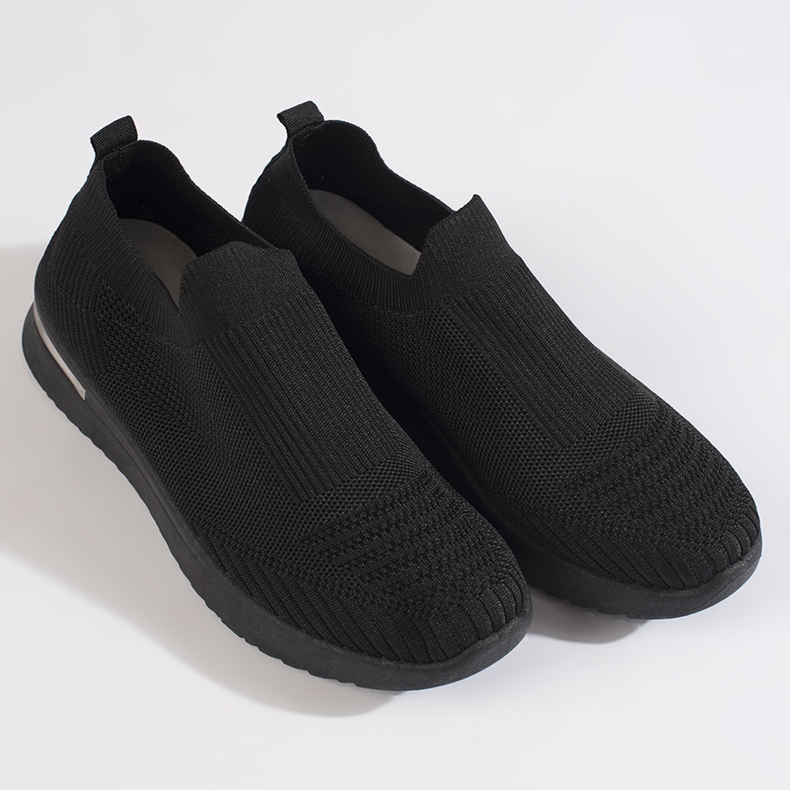 Fekete slip-on tornacipő 1