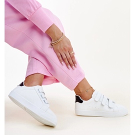 Samala fehér és fekete tépőzáras tornacipő 1