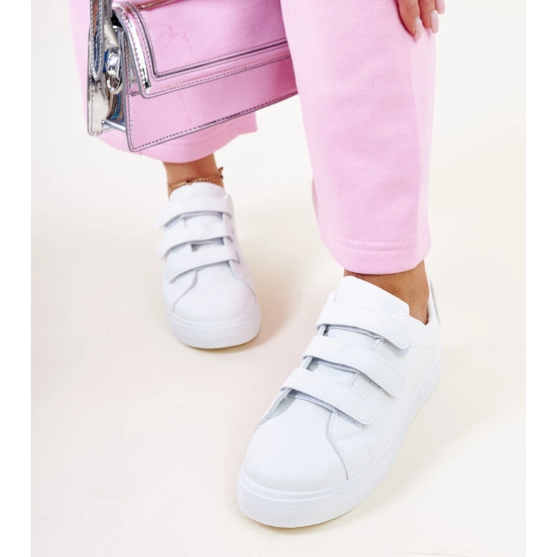 Samala fehér és ezüst tépőzáras tornacipő 1