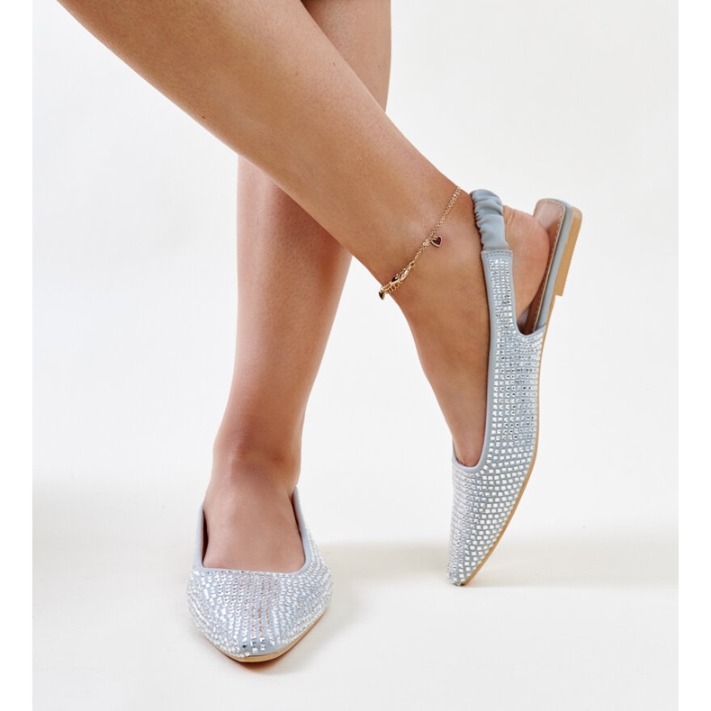 Fényes szürke nyitott sarkú Nadiana szandál 1