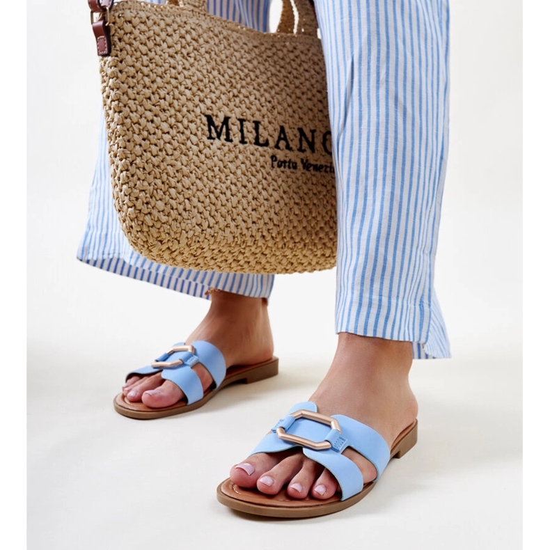 Kék Isana csatos flip-flop 1