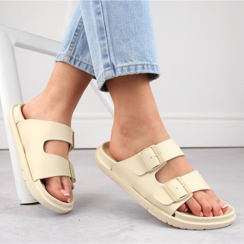 Big Star W INT2004C habszivacs flip-flop csatokkal, bézs 2