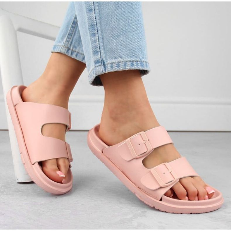 Big Star INT2004D meztelen hab papucs csatokkal 1