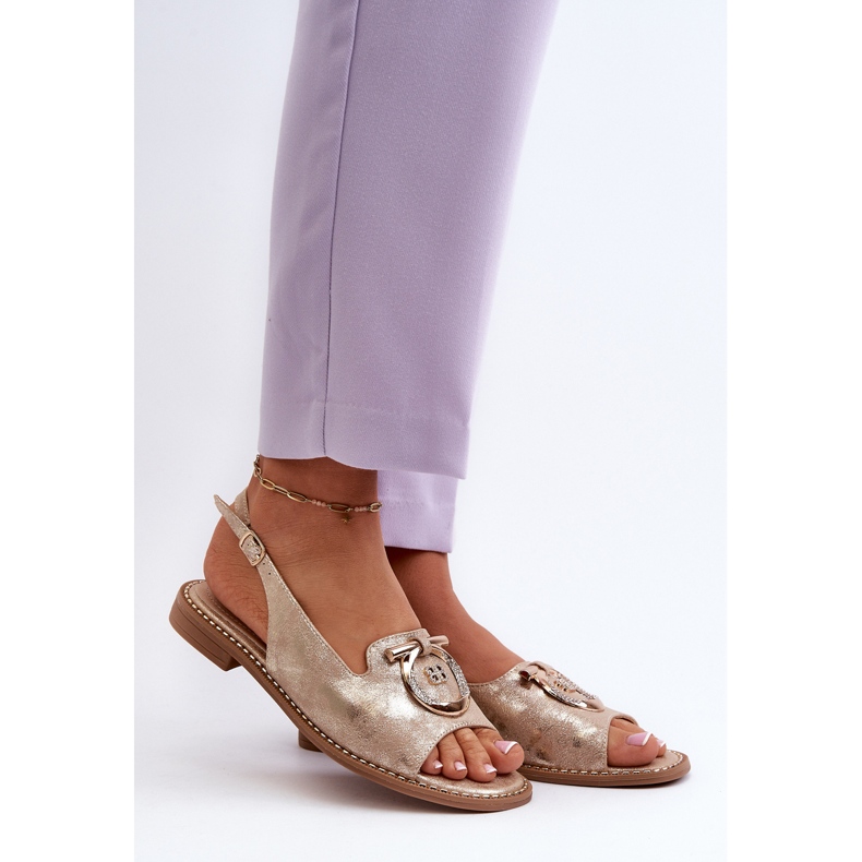 Elegáns női szandál arany díszítéssel lapos sarkú, arany S.Barski KV27-053 aranysárga 2