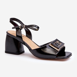 S.Barski Elegáns lakkbőr szandál díszítéssel Fekete D&amp;A MR38-202 2